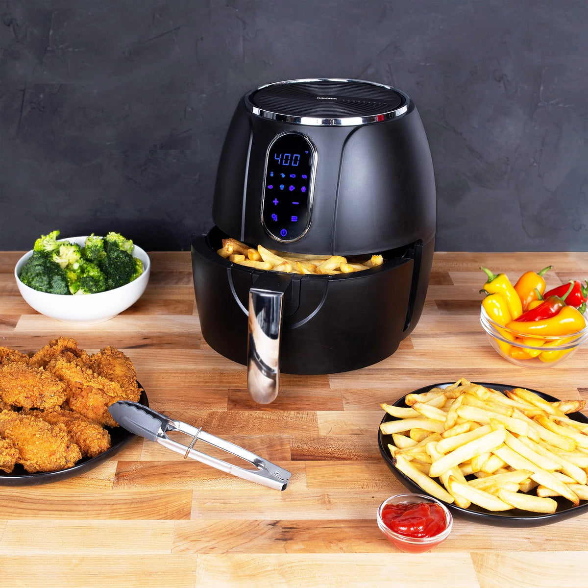 3.2 Quart Touch Screen Air Fryer Black with 8 Presets S451209