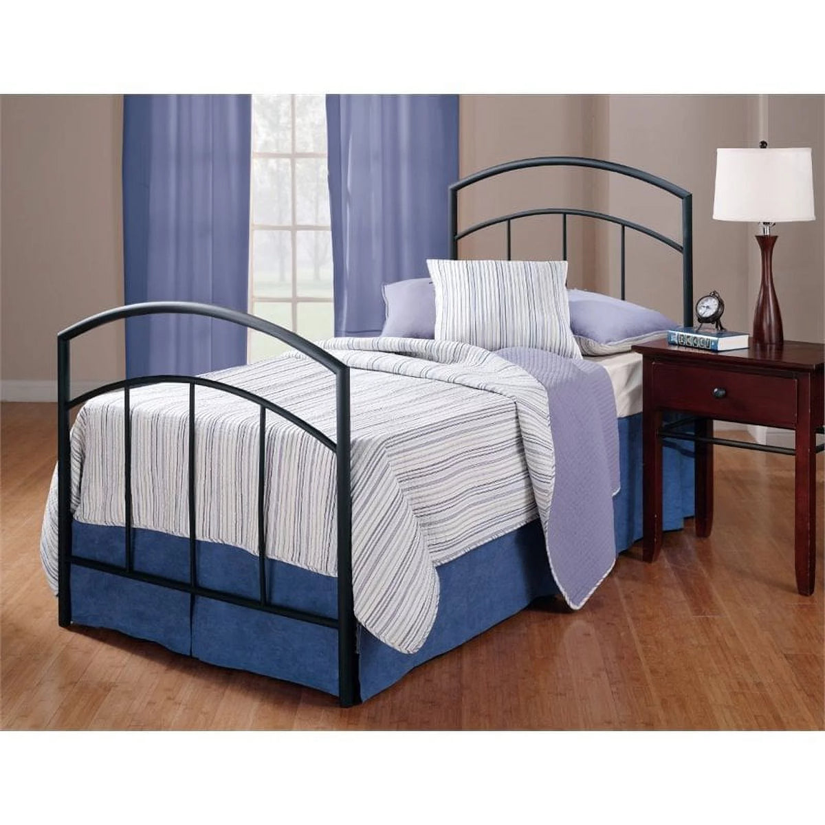 Twin Metal Spindle Bed Y876850