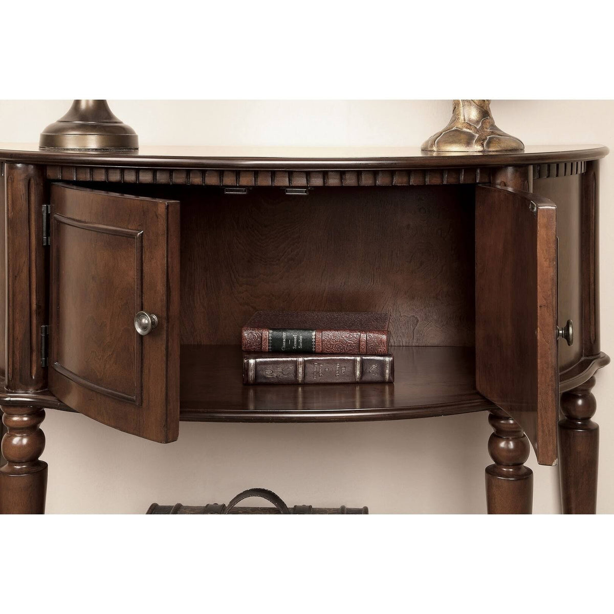 Side Table I8013