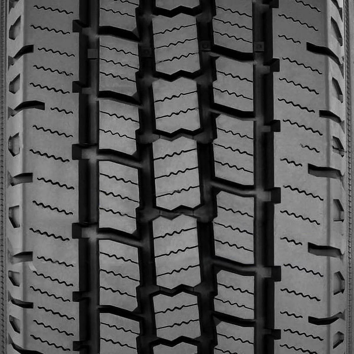 275/65R18 123 S Tire O8305